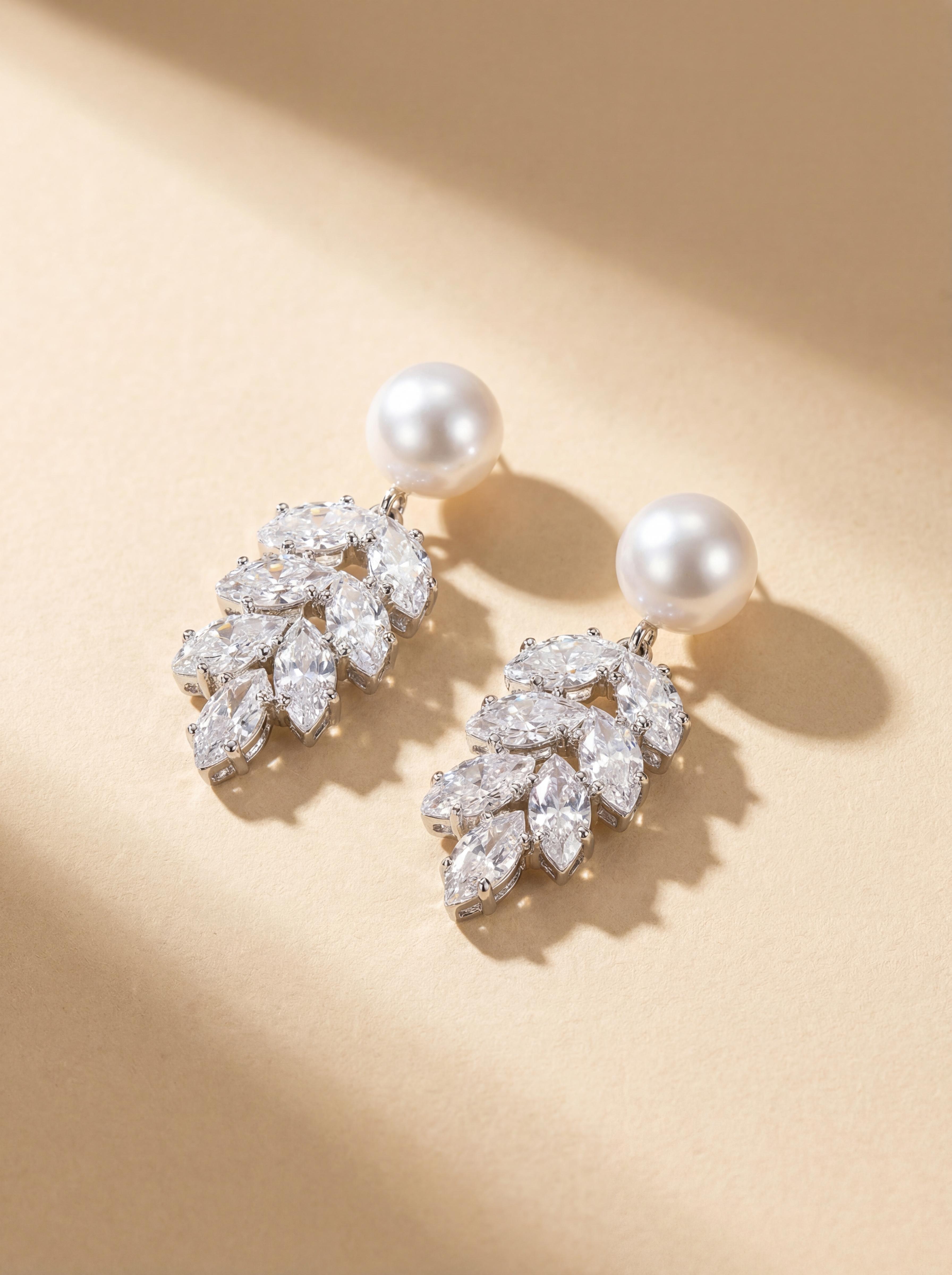 Luxury Diamond-Studded Wheat Freshwater Pearl Earrings for Women