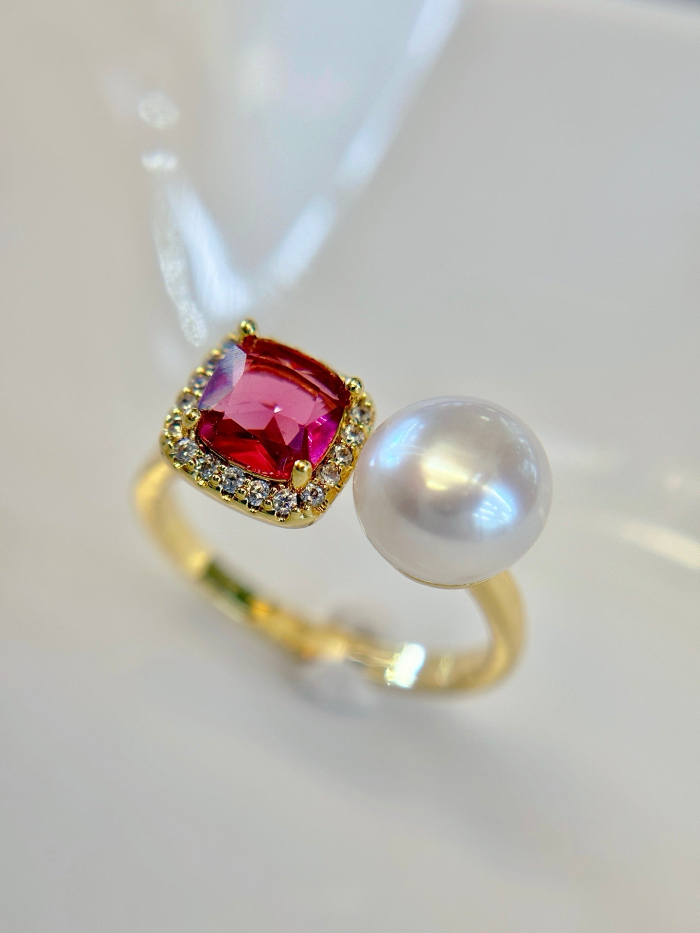 Wild Pearl & Gemstone Open Ring - Timeless Elegance for Every Occasion Red