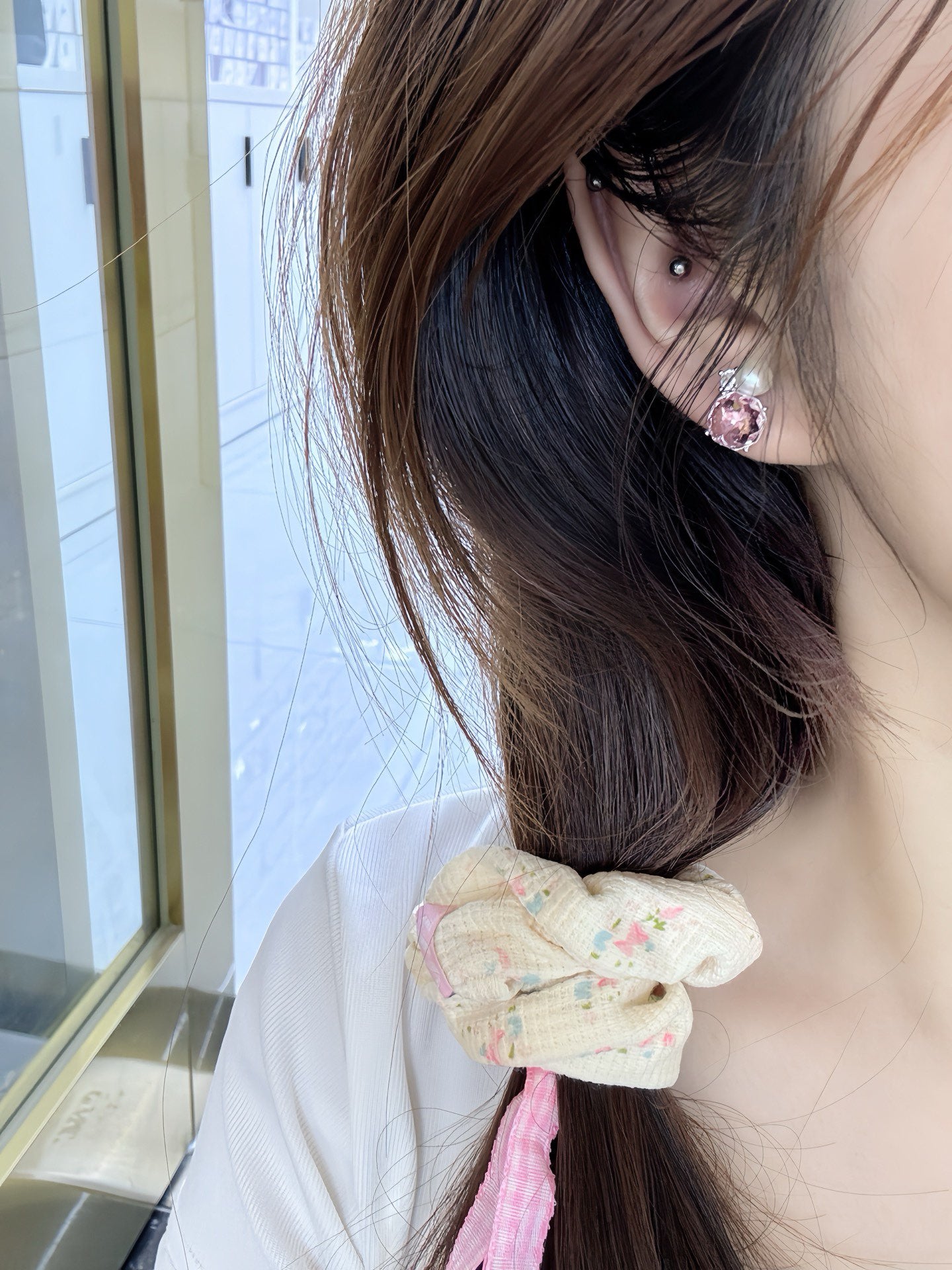 Dewdrop Orbit Pearl Earrings - Iridescent Moissanite Studs for Effortless Elegance