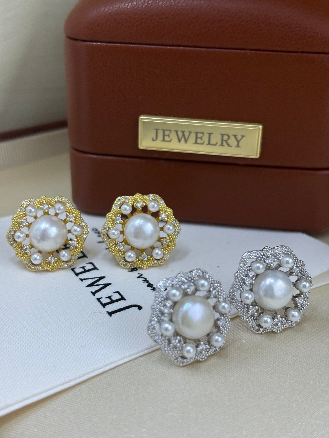 Vintage Floral Pearl Clip-On Earrings for Non-Pierced Ears - Rose Gold & Silver