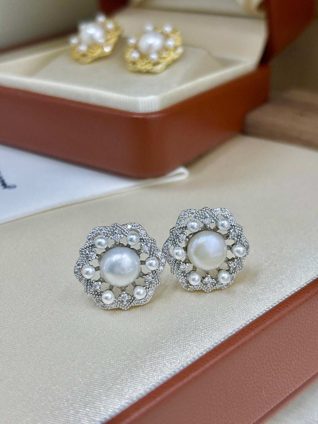 Vintage Floral Pearl Clip-On Earrings for Non-Pierced Ears - Rose Gold & Silver Silver