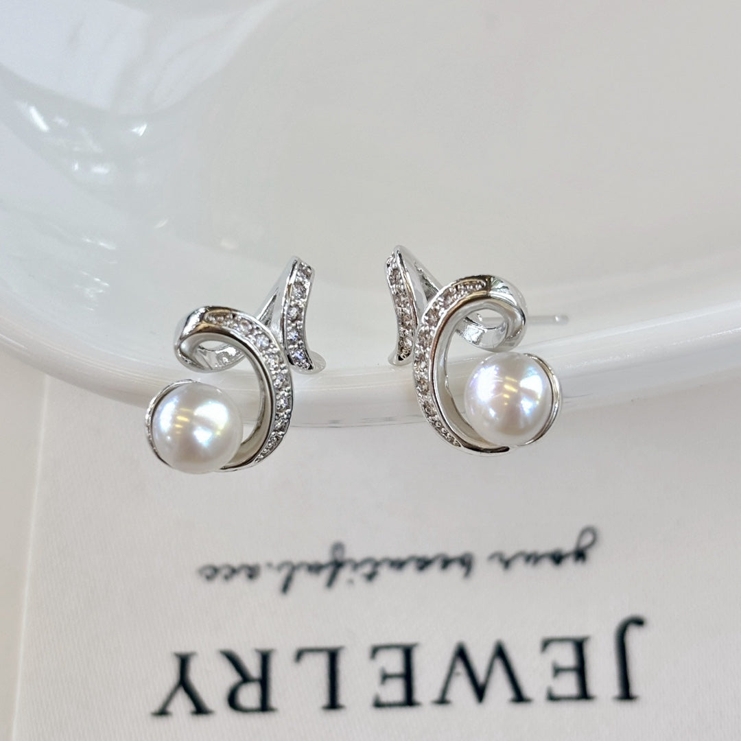 Moonlight Whisper Wild Freshwater Pearl Dangling Earrings for Everyday Elegance