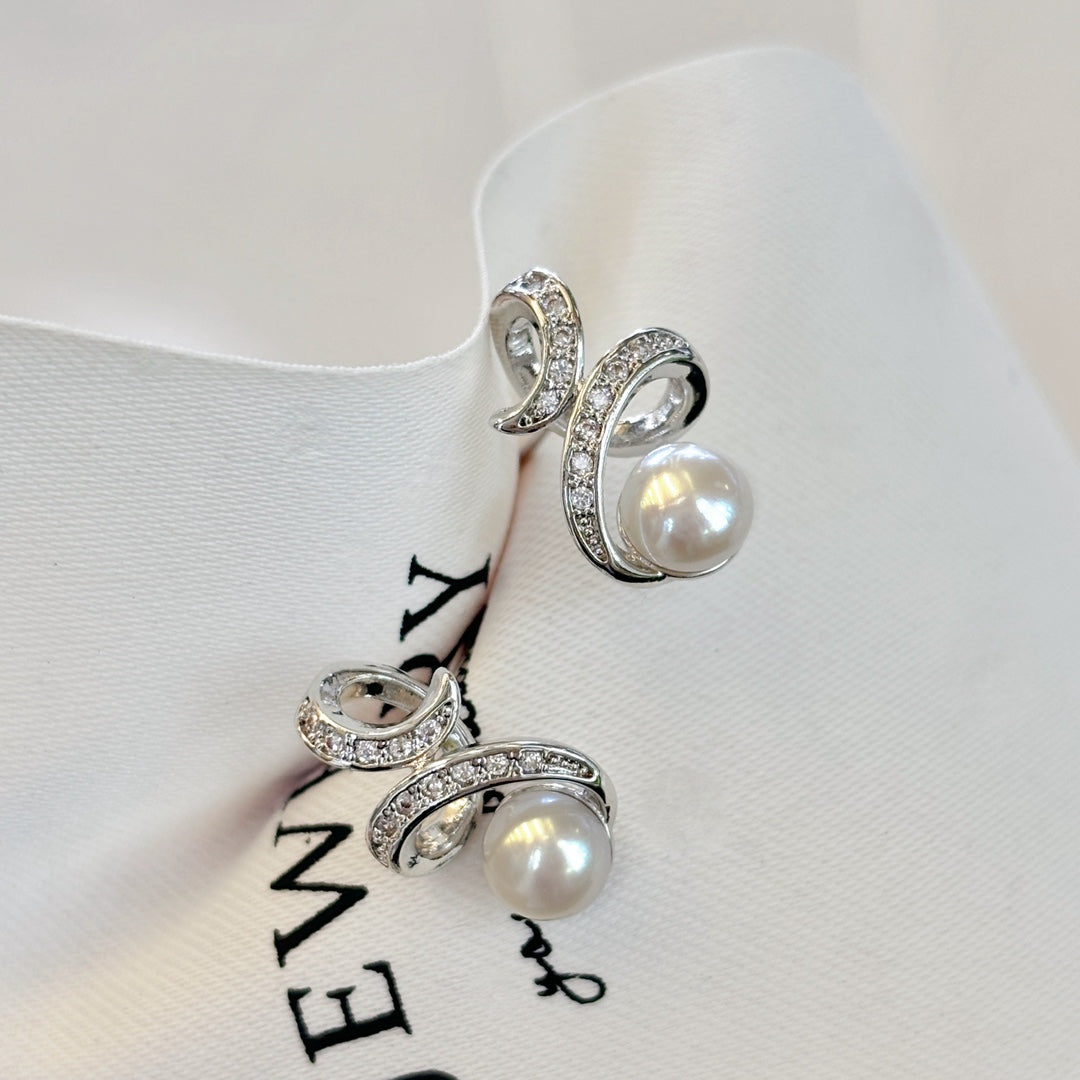 Moonlight Whisper Wild Freshwater Pearl Dangling Earrings for Everyday Elegance