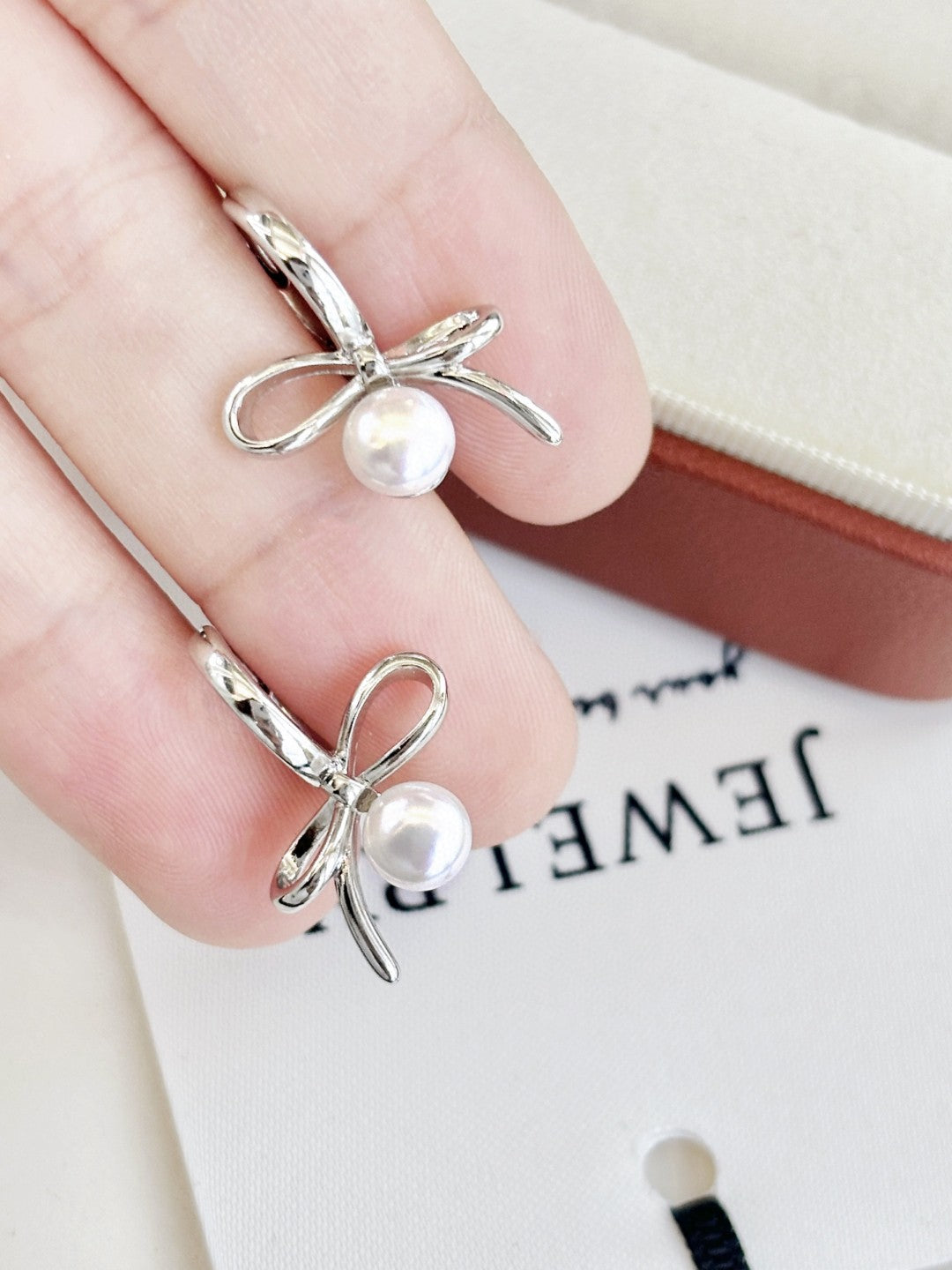 Butterfly Accent Pearl Earrings | Handcrafted Freshwater Cultured Pearls