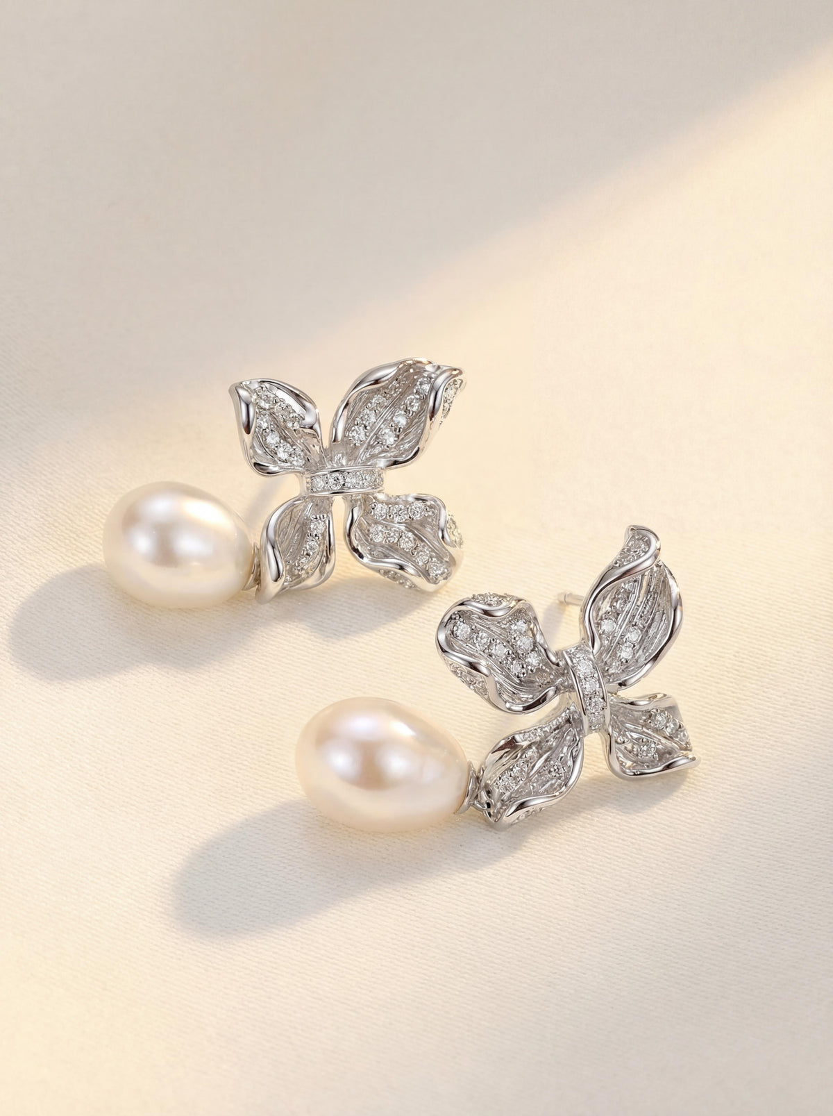 Butterfly Kisses Rose Gold Pearl Earrings Silver