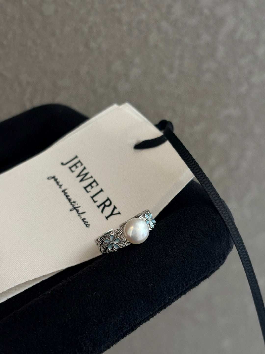 Enchanted Wild Pearl & Four-Leaf Clover Ring