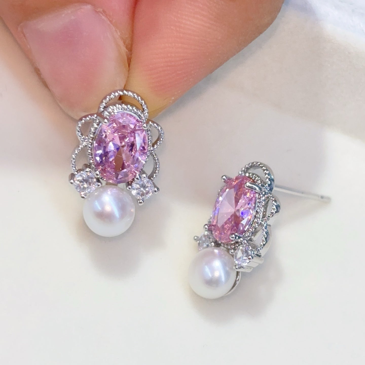 Sanchishi · Dawn Pearl Earrings