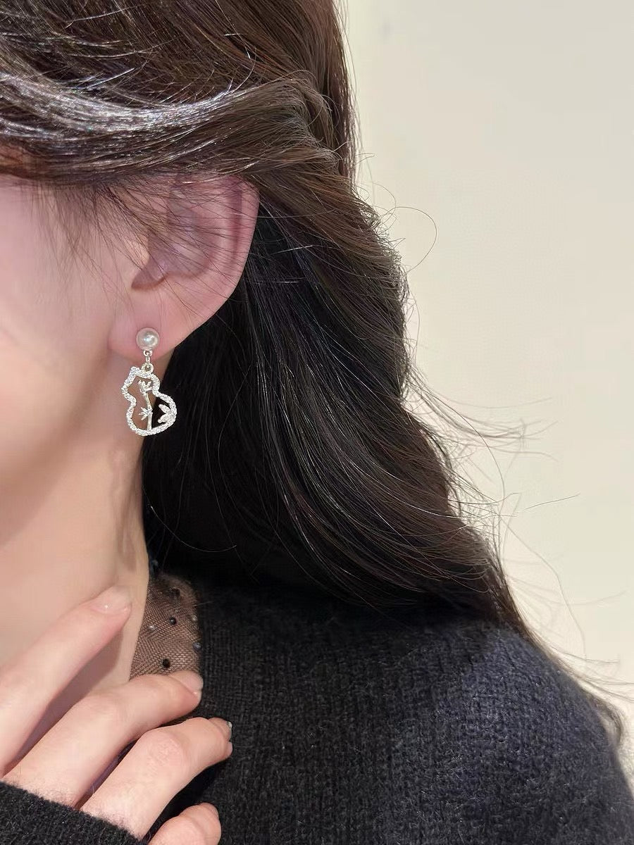 Bamboo Grace Freshwater Pearl Earrings