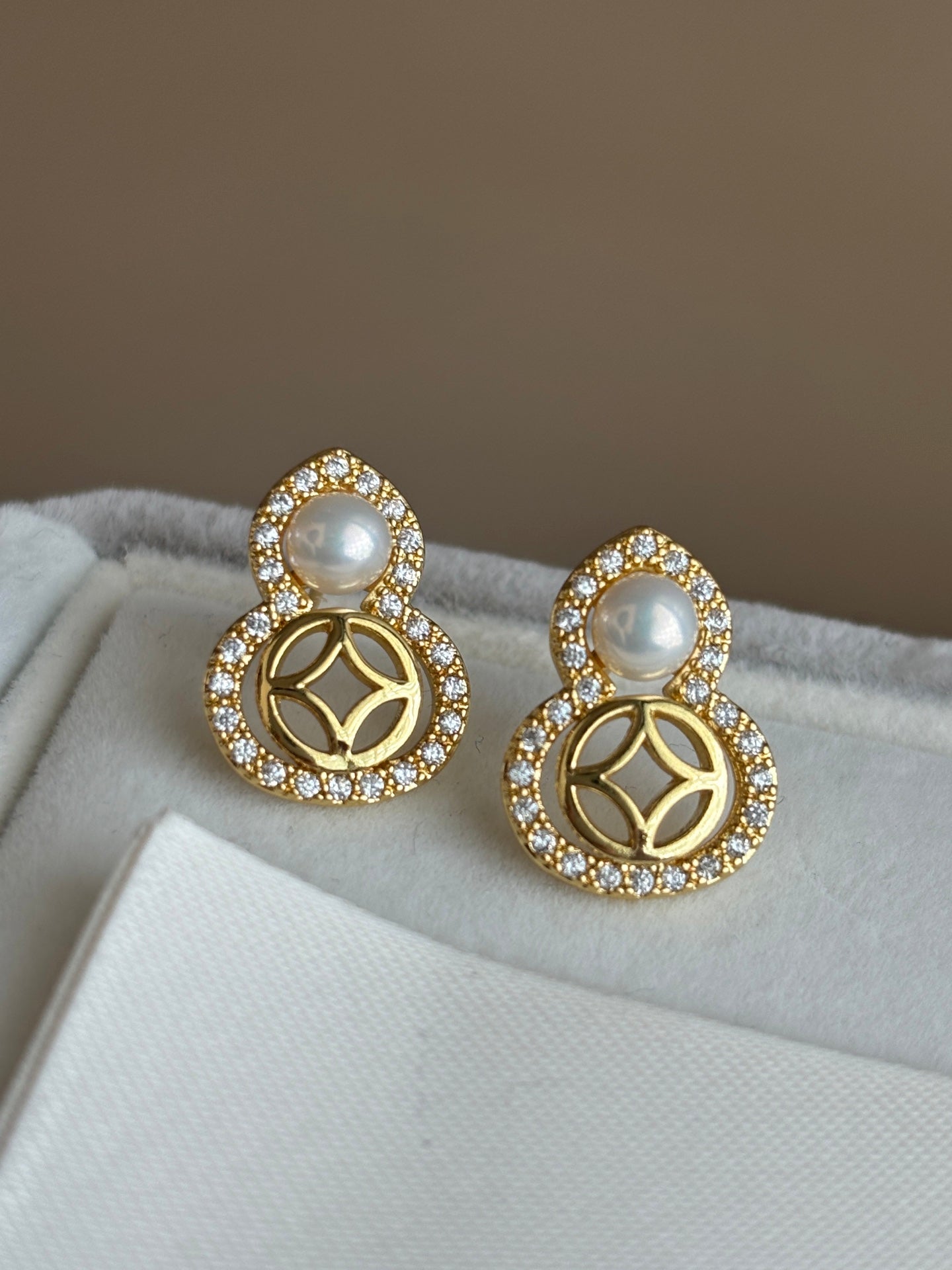 Double Hoops Freshwater Pearl Earrings