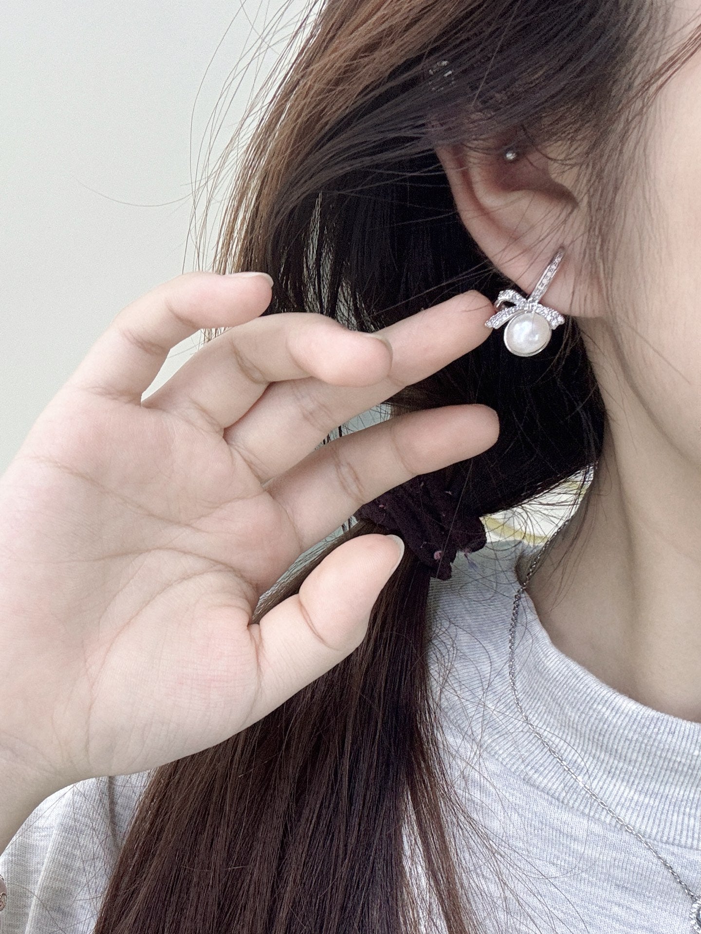 Wild Freshwater Pearl Bow Stud Earrings - Sparkling Tie Design