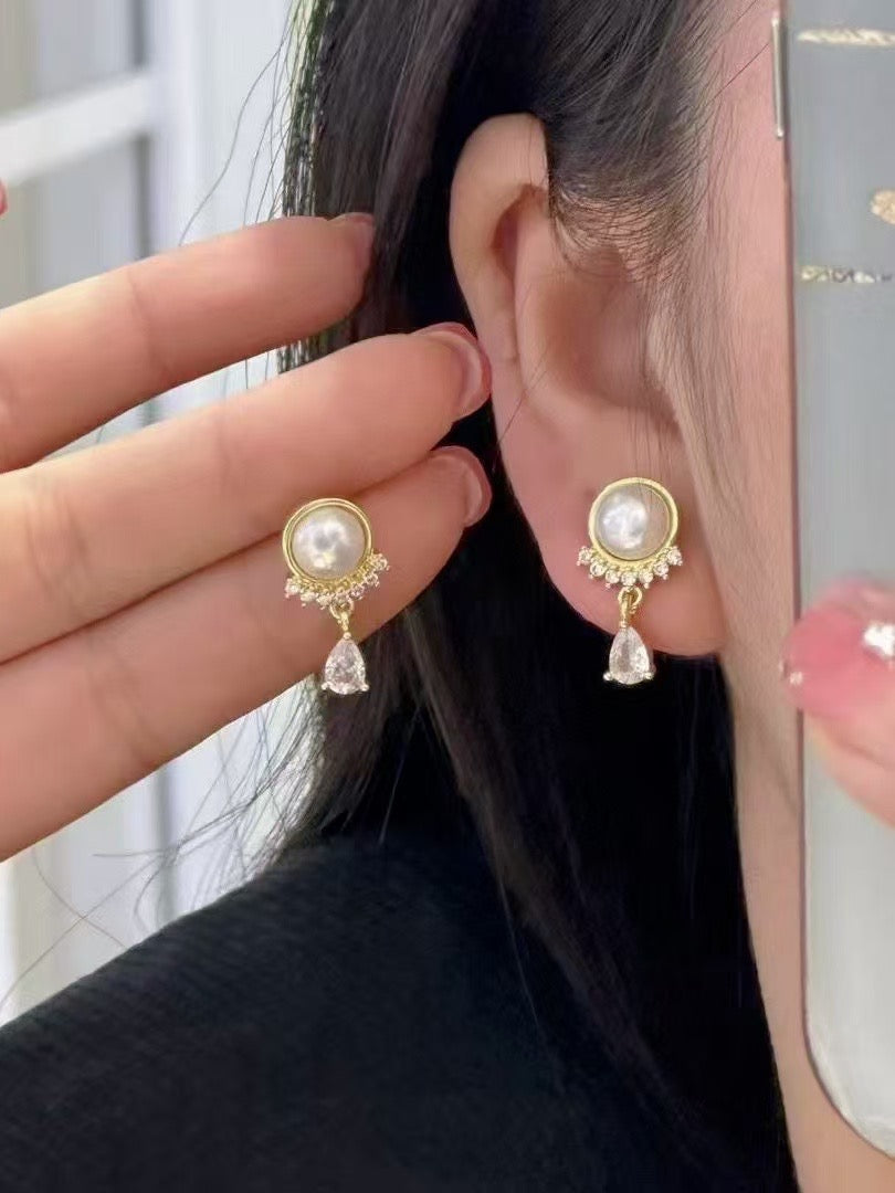 Luminous Dreams Cultured Pearl Drop Earrings | Ethereal Moonstone Glow