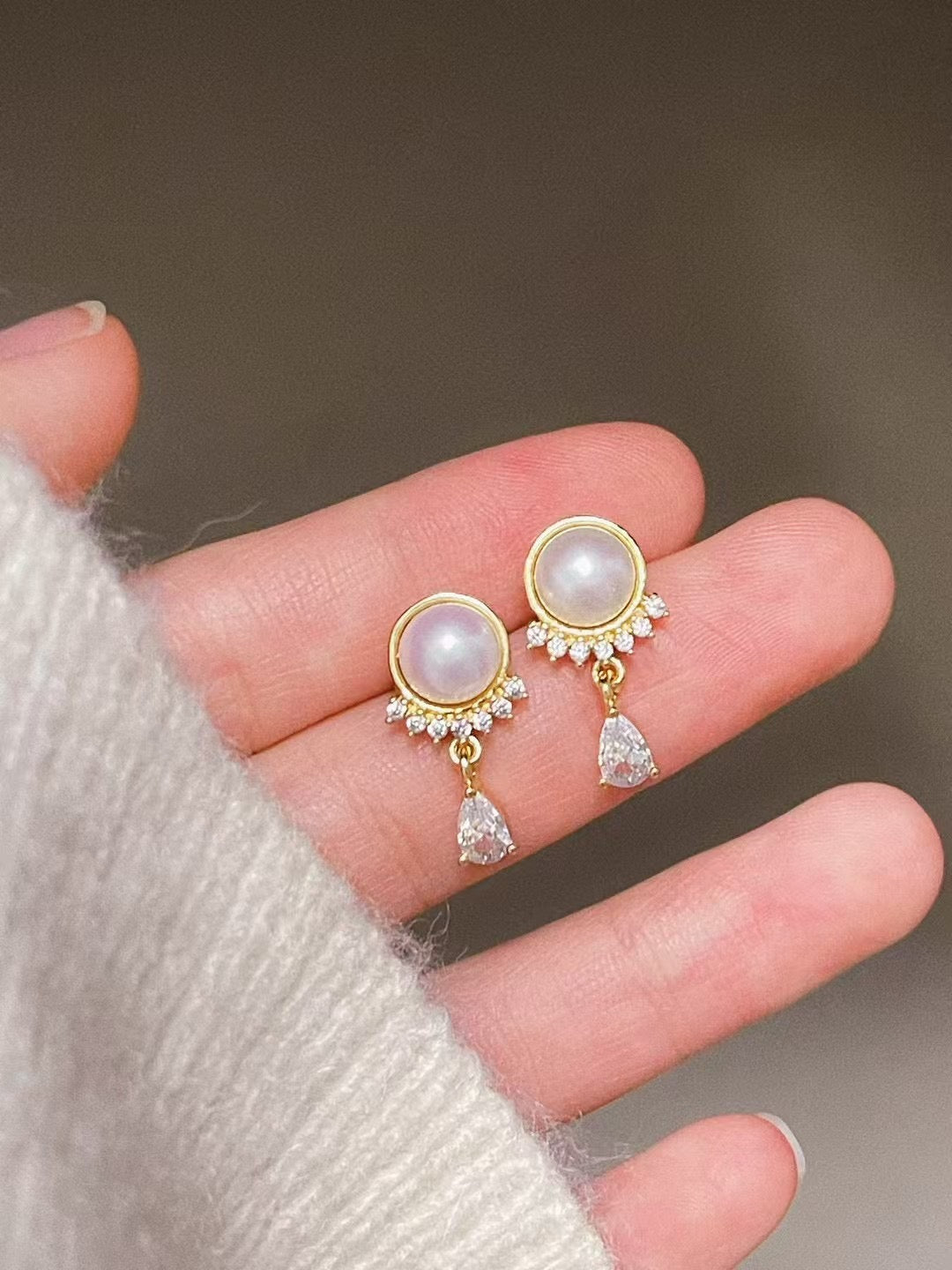Luminous Dreams Cultured Pearl Drop Earrings | Ethereal Moonstone Glow