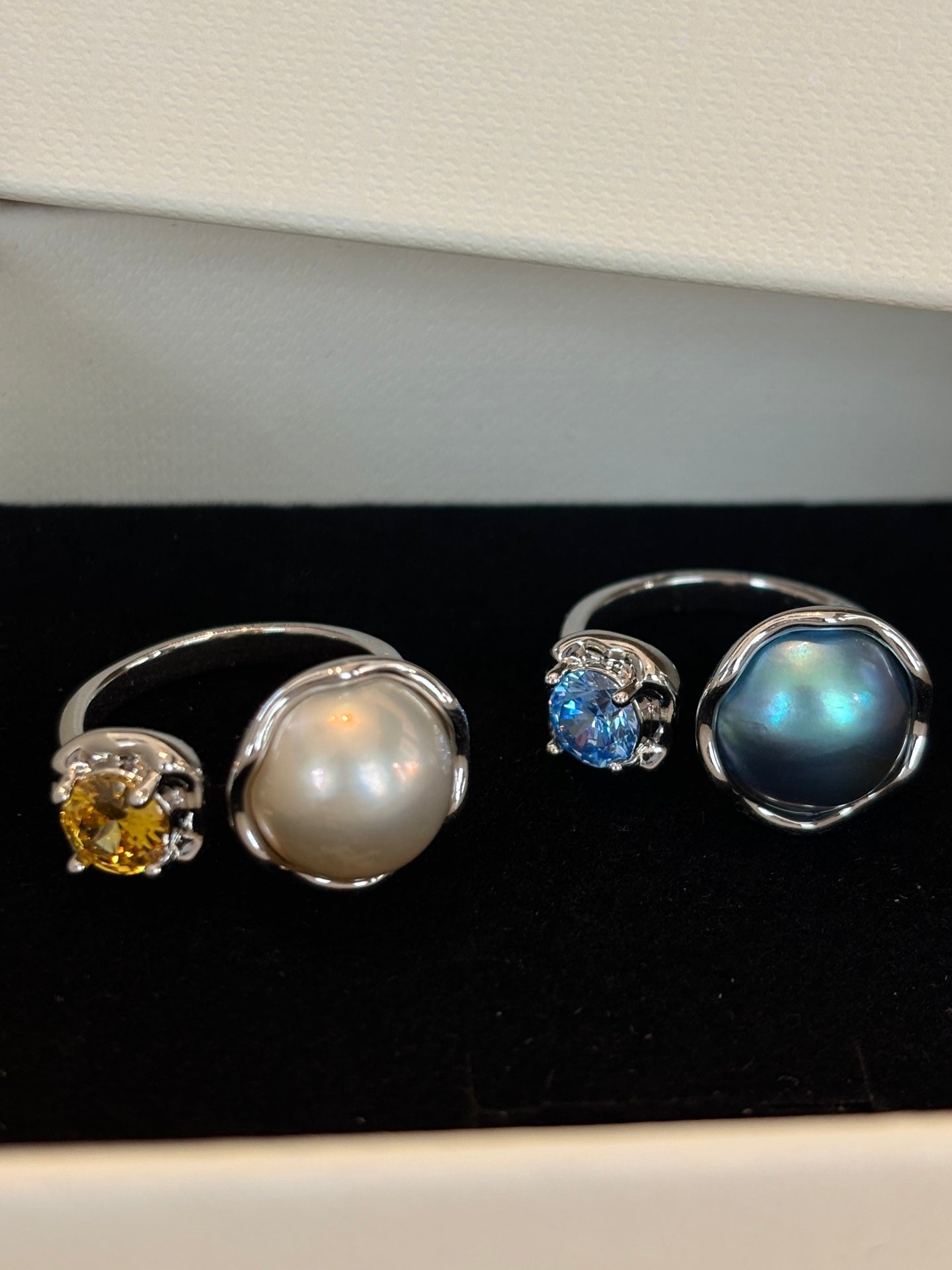 Luminous Aurora Wild Freshwater Pearl Ring Set