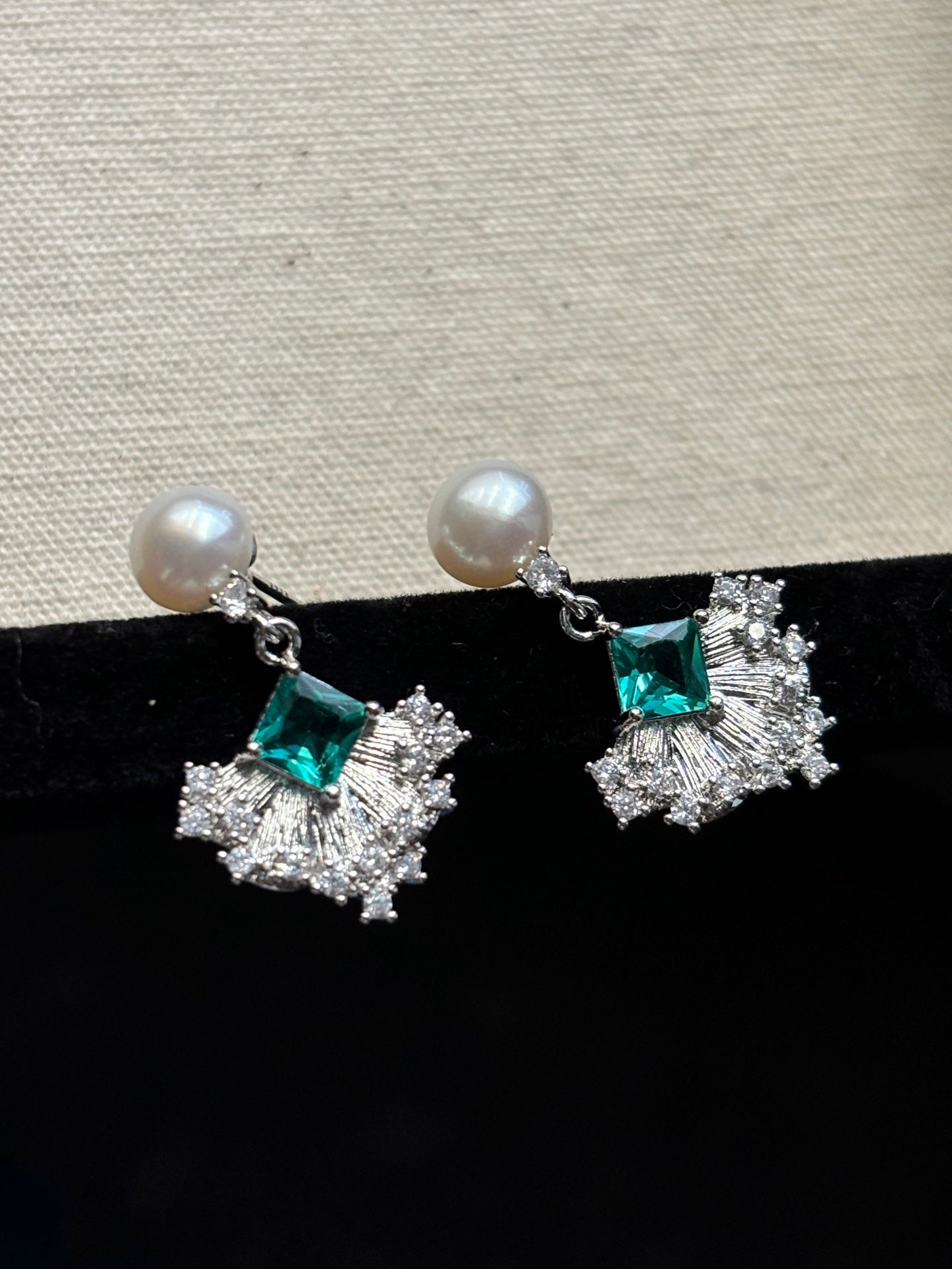 Elegant Pearl Fan Drop Earrings Silver