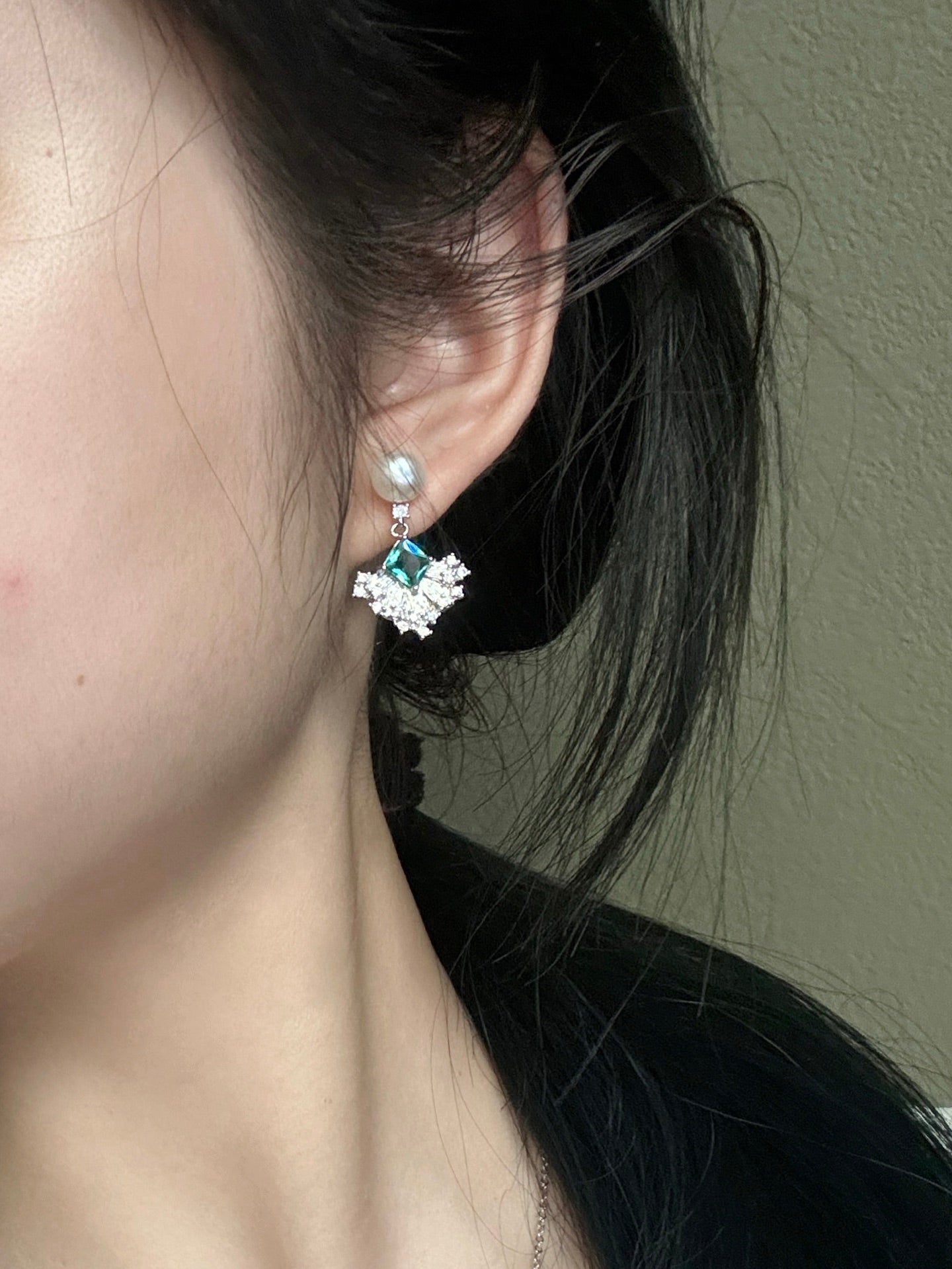 Elegant Pearl Fan Drop Earrings