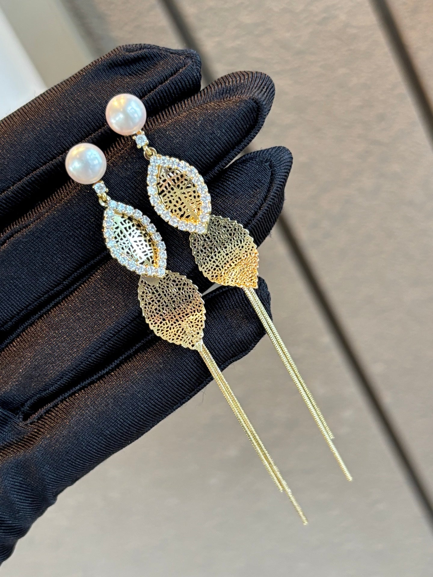 Natural Freshwater Pearl Tassel Drop Earrings - Gold Leaf Design